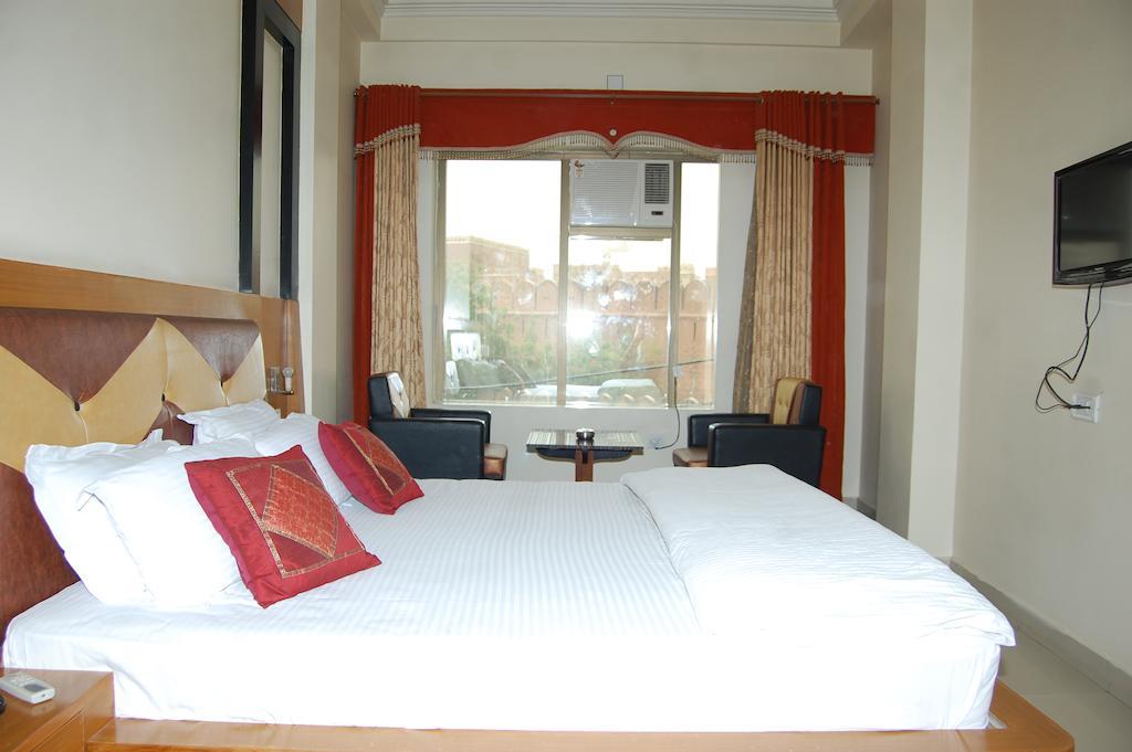Hotel Metro Palace Bikaner Zimmer foto